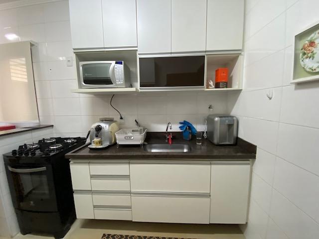 Apartamento à venda com 2 quartos, 69m² - Foto 5