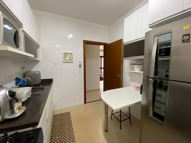 Apartamento à venda com 2 quartos, 69m² - Foto 6