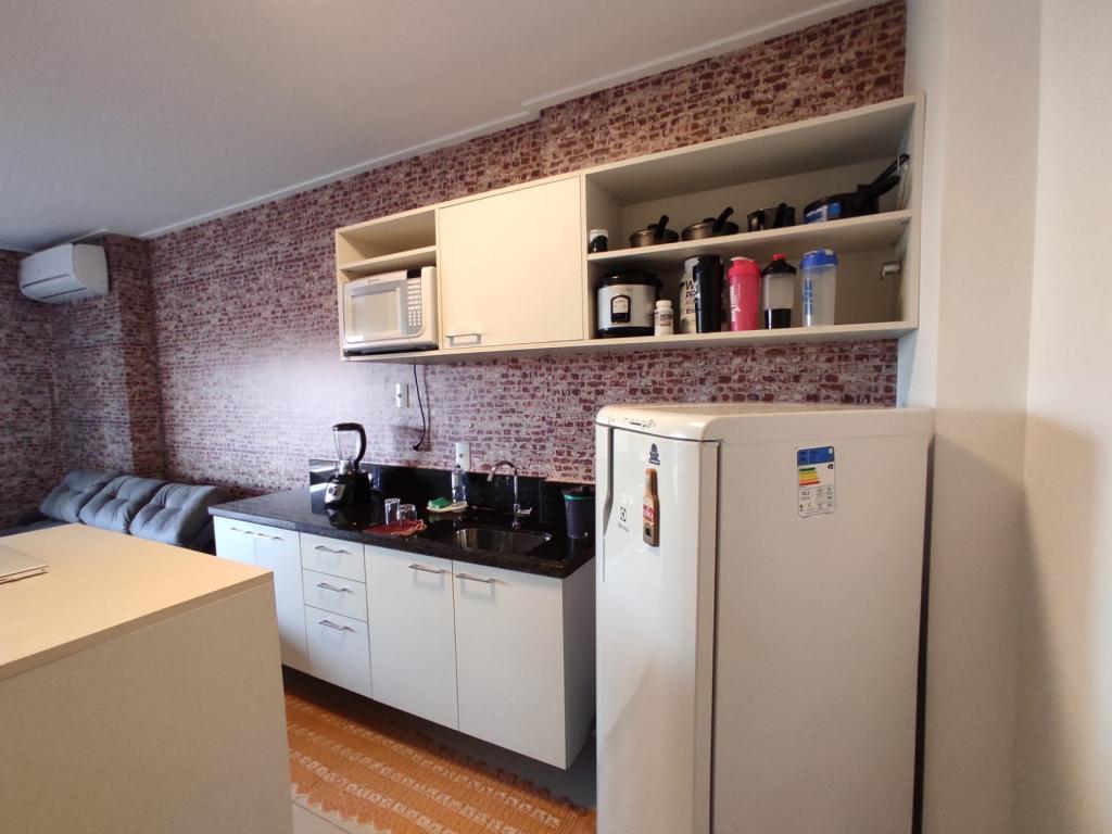 Apartamento à venda com 1 quarto, 44m² - Foto 2