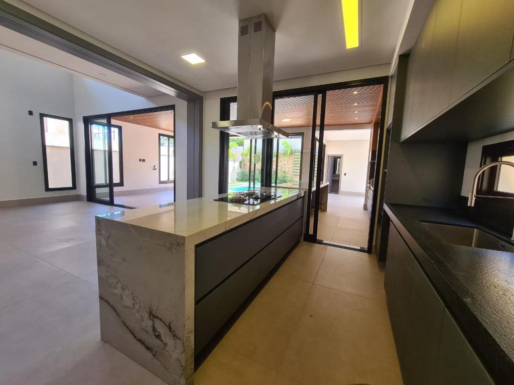 Casa de Condomínio à venda com 4 quartos, 400m² - Foto 10