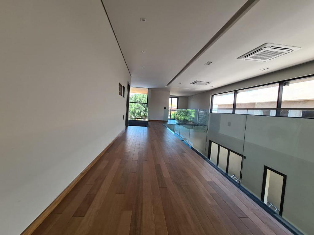 Casa de Condomínio à venda com 4 quartos, 400m² - Foto 17