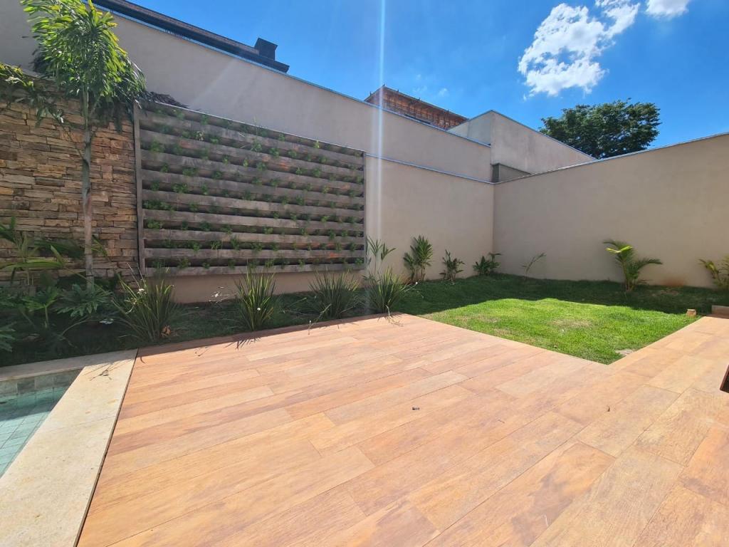 Casa de Condomínio à venda com 4 quartos, 400m² - Foto 25