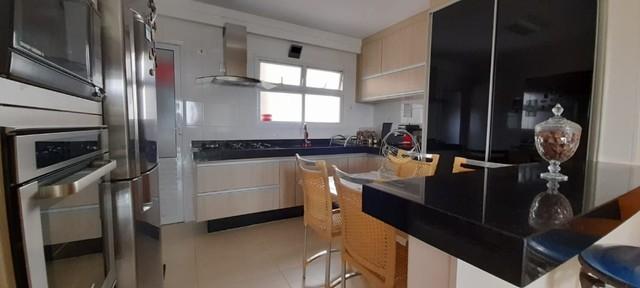 Apartamento à venda com 3 quartos, 134m² - Foto 18