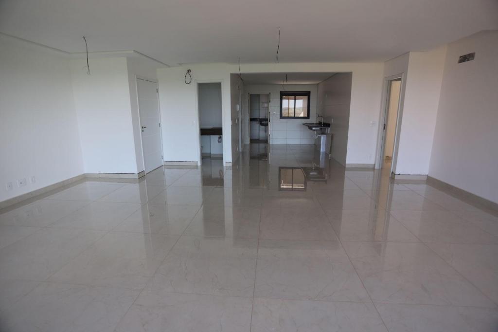 Apartamento à venda com 3 quartos, 158m² - Foto 15