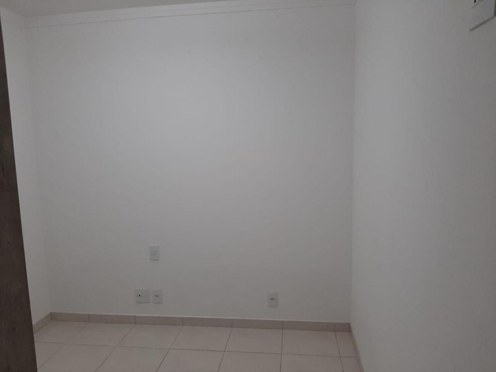 Apartamento à venda com 3 quartos, 97m² - Foto 3