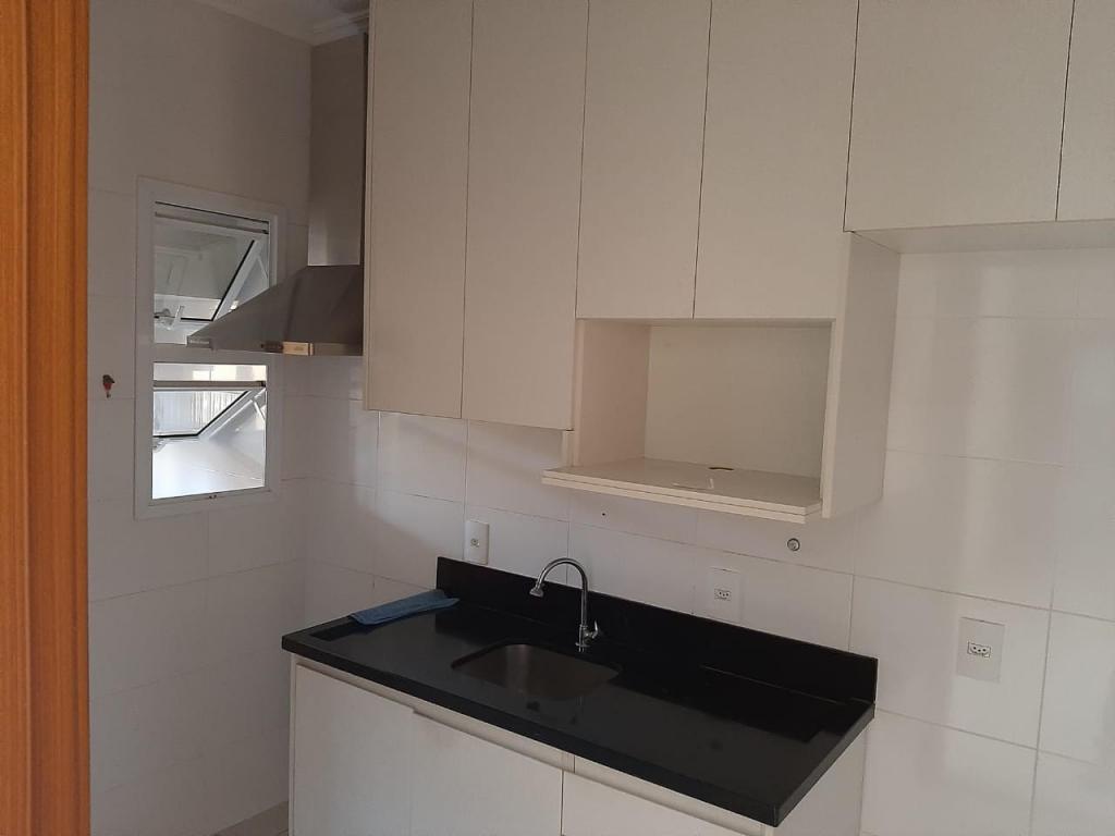 Apartamento à venda com 3 quartos, 97m² - Foto 11