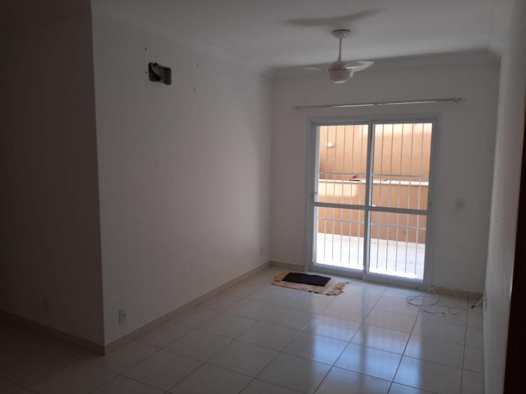 Apartamento à venda com 3 quartos, 97m² - Foto 1