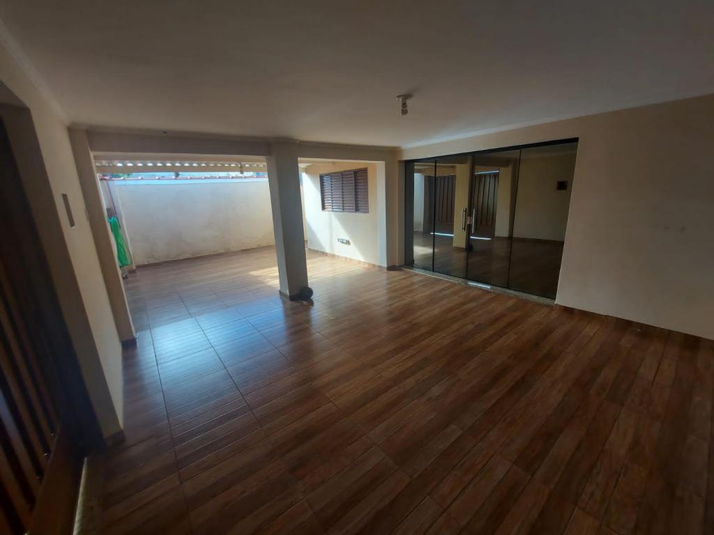 Casa à venda com 2 quartos, 175m² - Foto 16