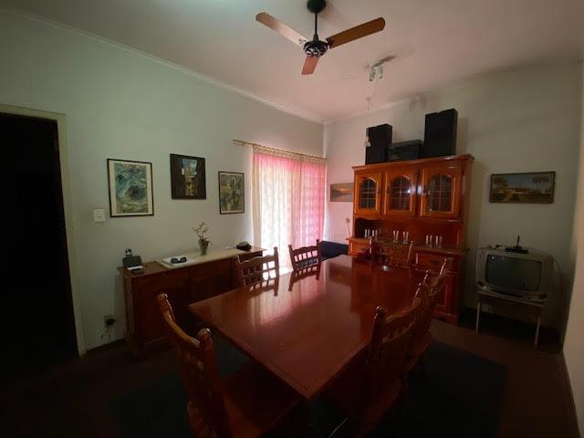 Casa à venda com 3 quartos, 167m² - Foto 2