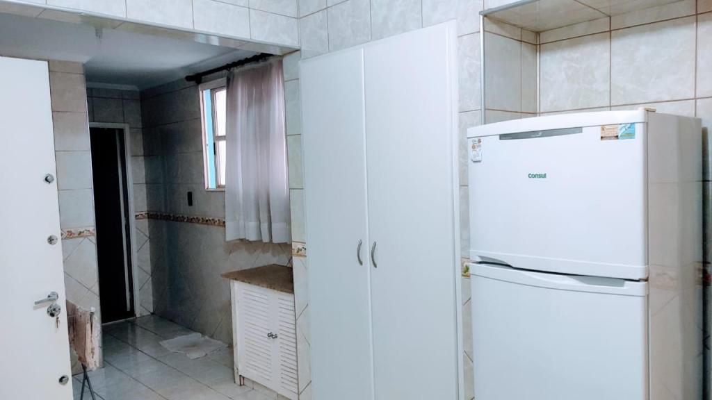 Apartamento à venda com 3 quartos, 161m² - Foto 11