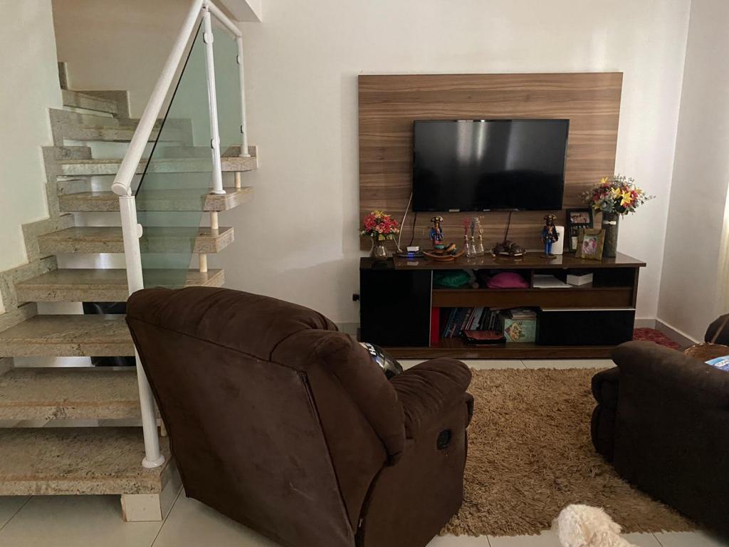 Casa de Condomínio à venda com 4 quartos, 250m² - Foto 10