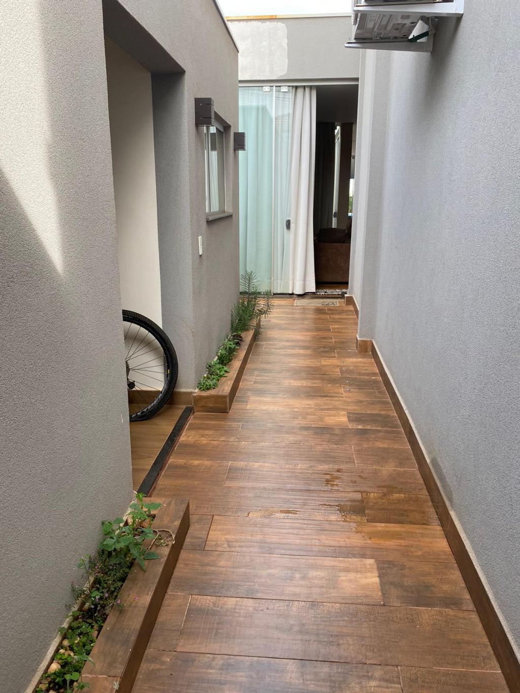 Casa de Condomínio à venda com 4 quartos, 250m² - Foto 34