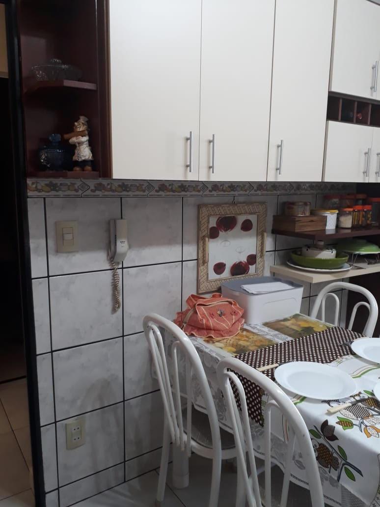 Apartamento à venda com 3 quartos, 111m² - Foto 17