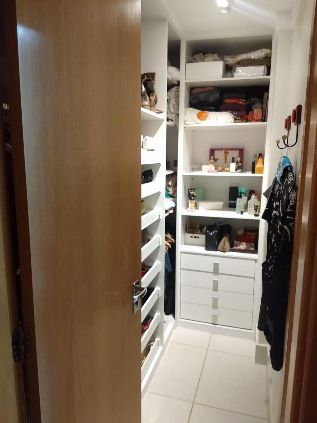 Apartamento à venda com 3 quartos, 117m² - Foto 10