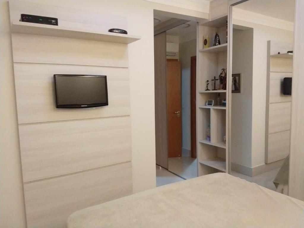 Apartamento à venda com 3 quartos, 117m² - Foto 11