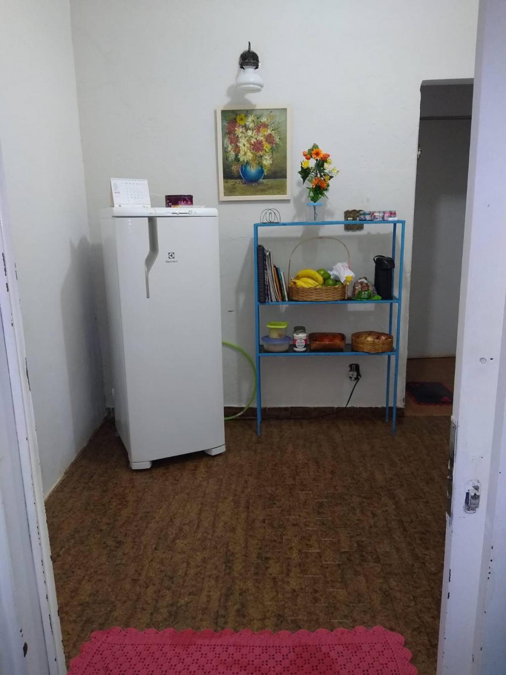 Casa à venda com 2 quartos, 100m² - Foto 2