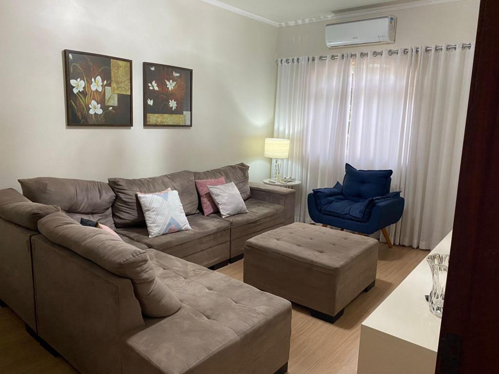 Casa à venda com 4 quartos, 200m² - Foto 4