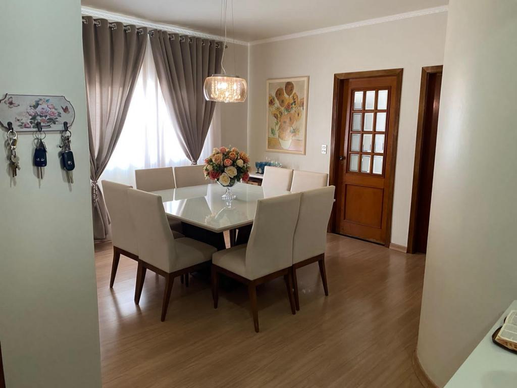 Casa à venda com 4 quartos, 200m² - Foto 7