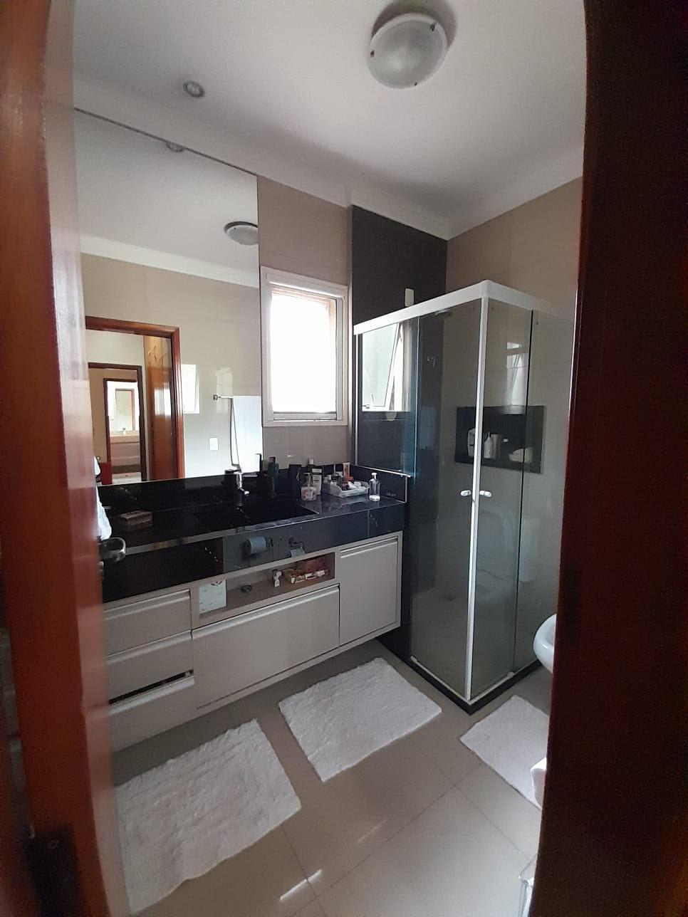 Casa de Condomínio à venda com 4 quartos, 361m² - Foto 14