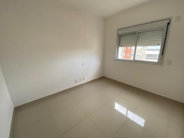 Apartamento à venda com 3 quartos, 158m² - Foto 14