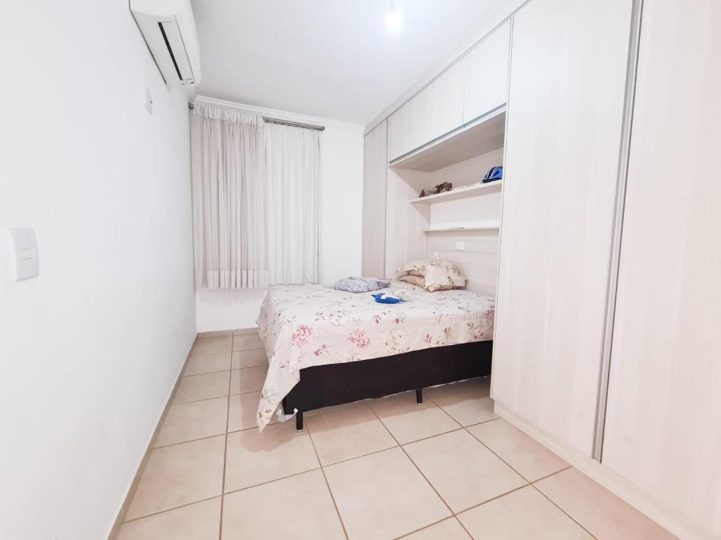 Apartamento à venda com 2 quartos, 63m² - Foto 2