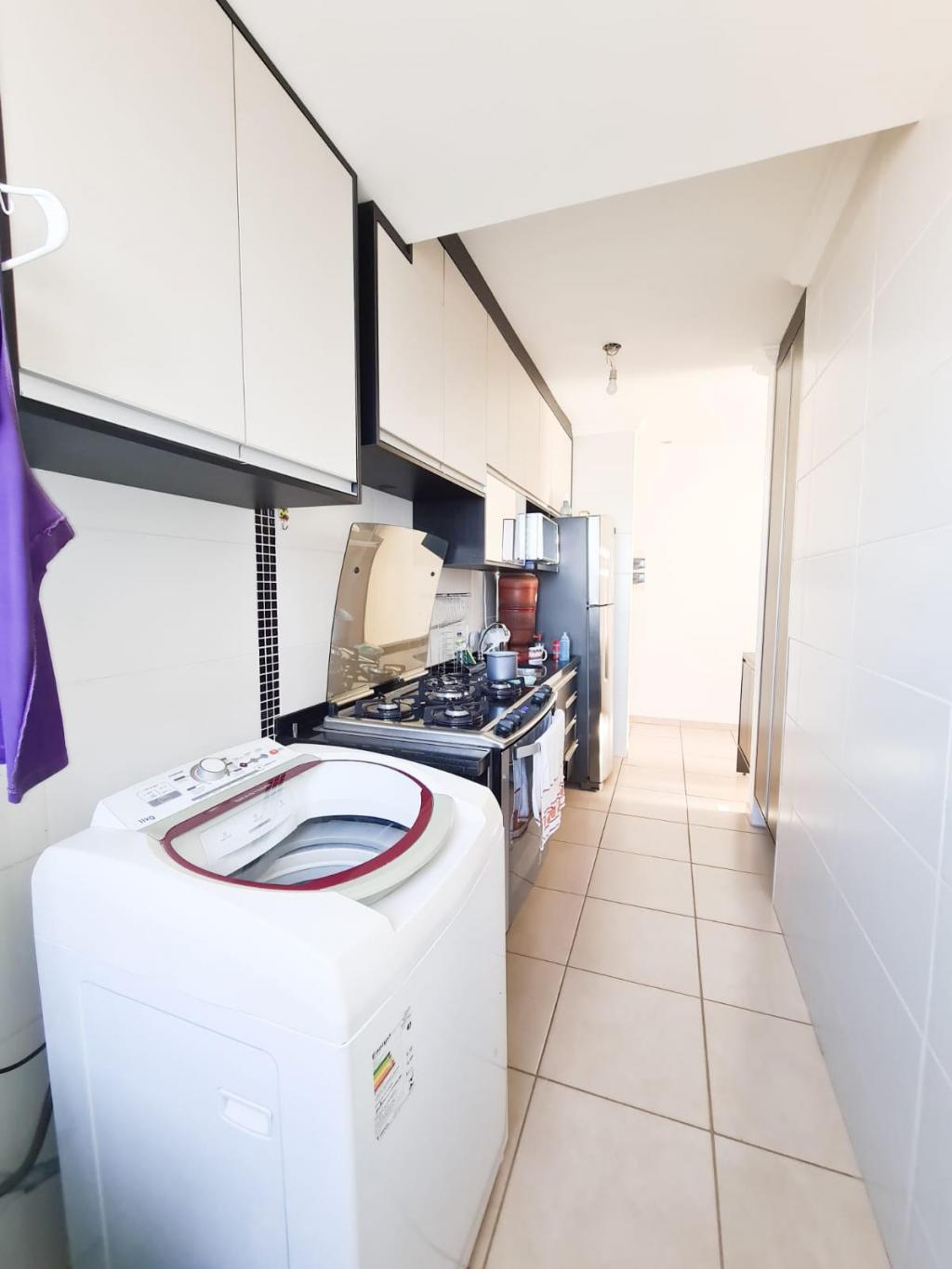 Apartamento à venda com 2 quartos, 63m² - Foto 7