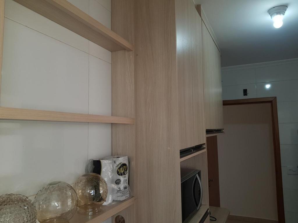 Apartamento à venda com 2 quartos, 68m² - Foto 8