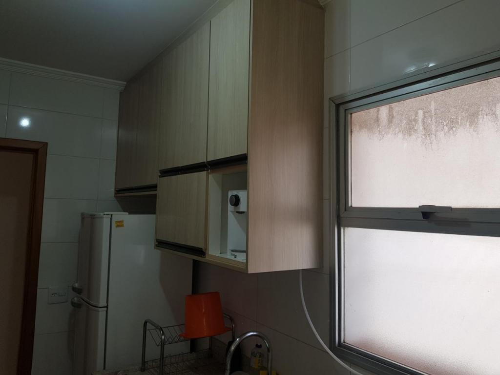 Apartamento à venda com 2 quartos, 68m² - Foto 9