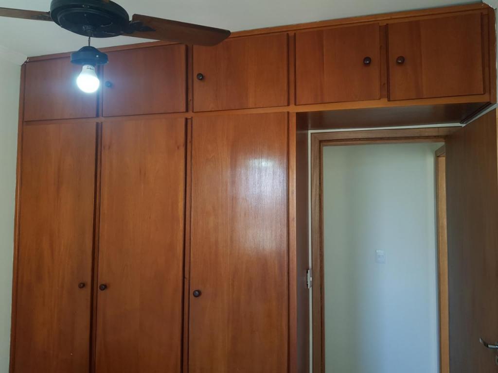 Apartamento à venda com 2 quartos, 68m² - Foto 12