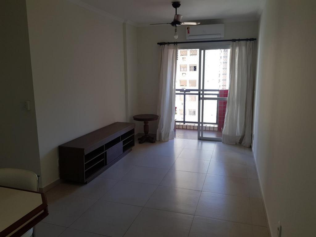 Apartamento à venda com 2 quartos, 68m² - Foto 1