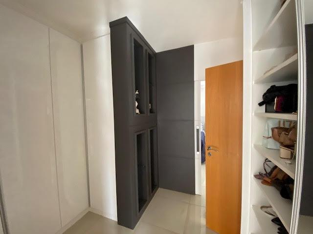 Apartamento à venda com 3 quartos, 264m² - Foto 13