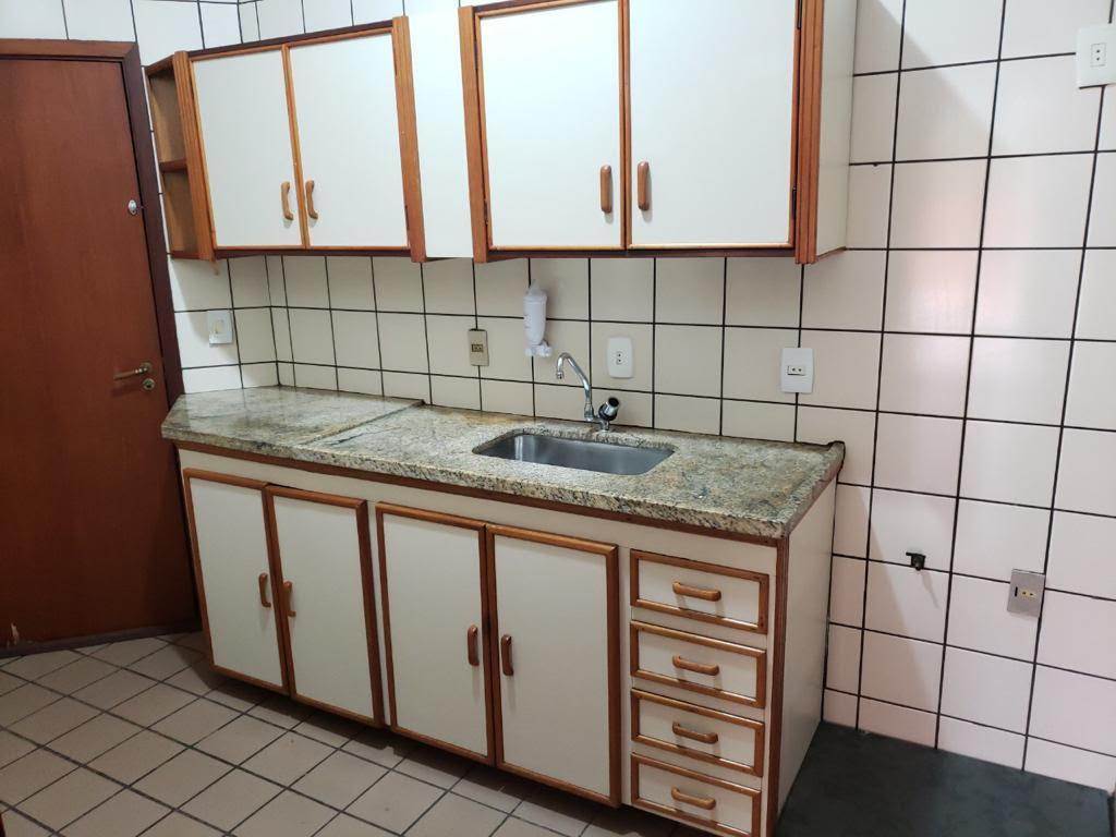 Apartamento à venda com 2 quartos, 82m² - Foto 10