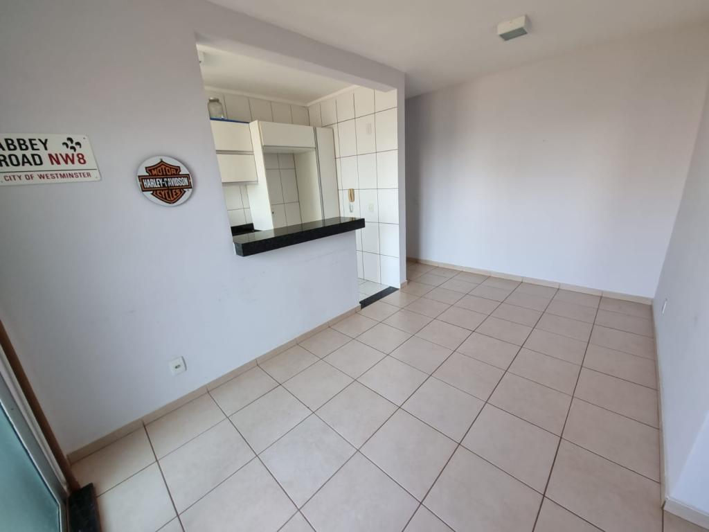 Apartamento à venda com 3 quartos, 62m² - Foto 2