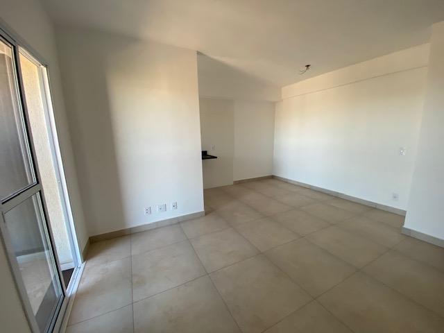 Apartamento à venda com 2 quartos, 66m² - Foto 16