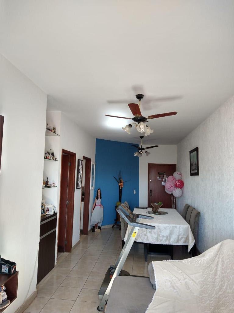 Apartamento à venda com 3 quartos, 99m² - Foto 17