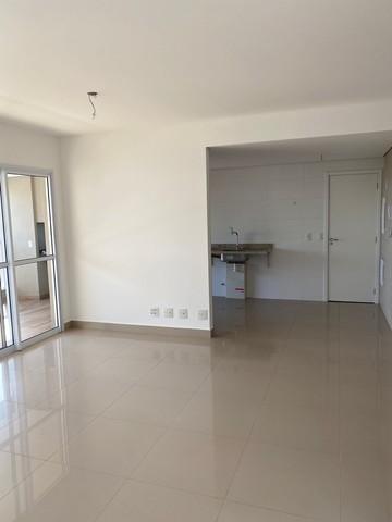 Apartamento à venda com 3 quartos, 131m² - Foto 3