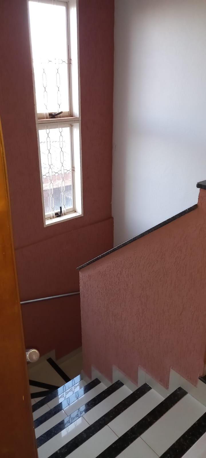 Casa à venda com 4 quartos, 193m² - Foto 32