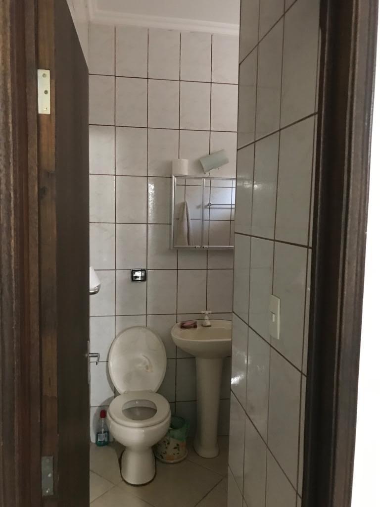 Casa à venda com 3 quartos, 130m² - Foto 3