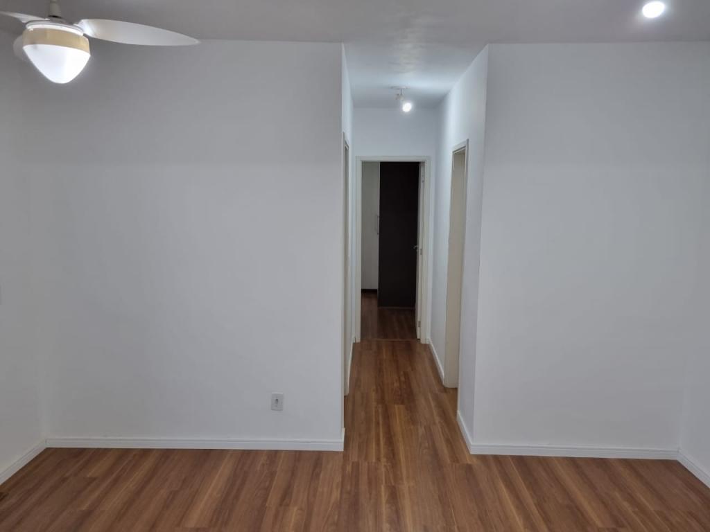 Apartamento à venda com 2 quartos, 56m² - Foto 21