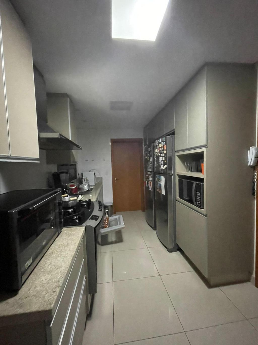 Apartamento à venda com 3 quartos, 195m² - Foto 16