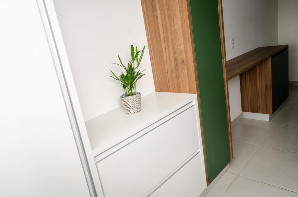 Apartamento à venda com 3 quartos, 105m² - Foto 2