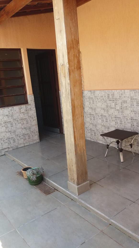 Casa à venda com 4 quartos, 200m² - Foto 16