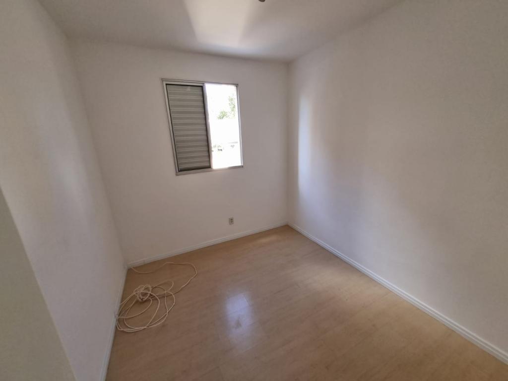 Apartamento à venda com 3 quartos, 65m² - Foto 4