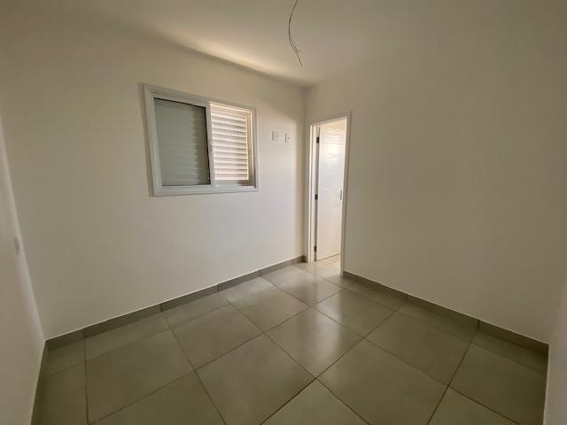 Apartamento à venda com 2 quartos, 61m² - Foto 18