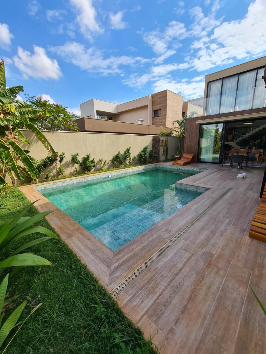 Casa de Condomínio à venda com 4 quartos, 390m² - Foto 24