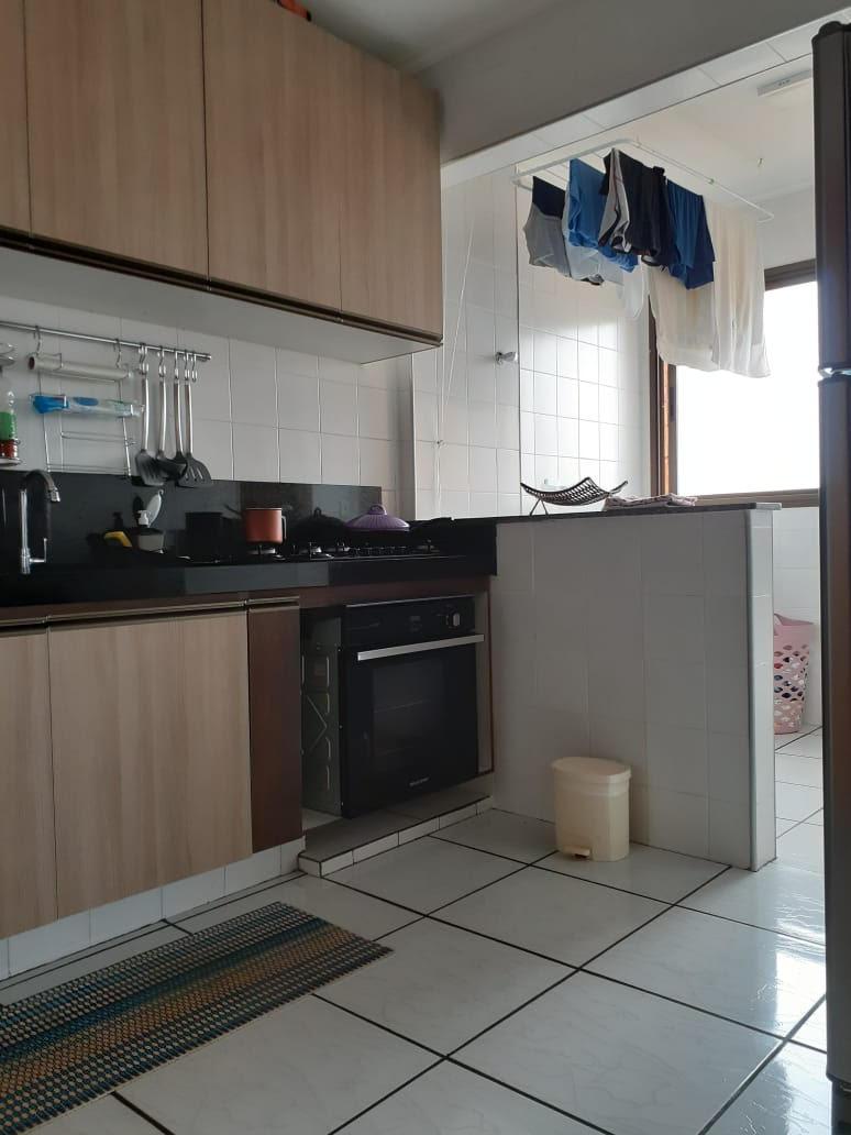 Apartamento à venda com 3 quartos, 80m² - Foto 27