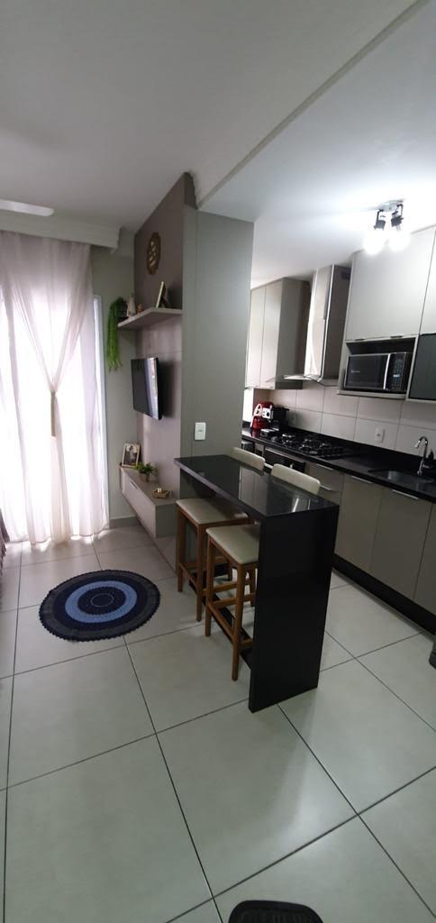 Apartamento à venda com 2 quartos, 57m² - Foto 1