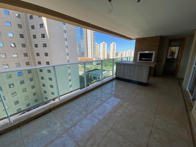 Apartamento à venda com 3 quartos, 135m² - Foto 3