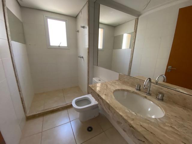 Apartamento à venda com 3 quartos, 135m² - Foto 9