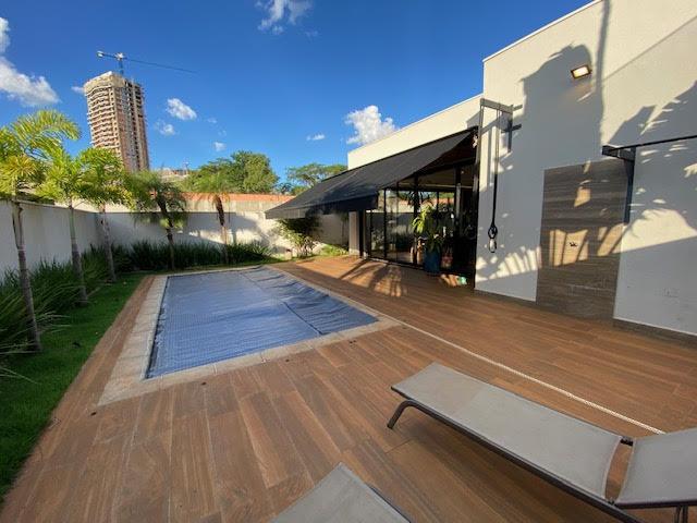 Casa de Condomínio à venda com 4 quartos, 250m² - Foto 9